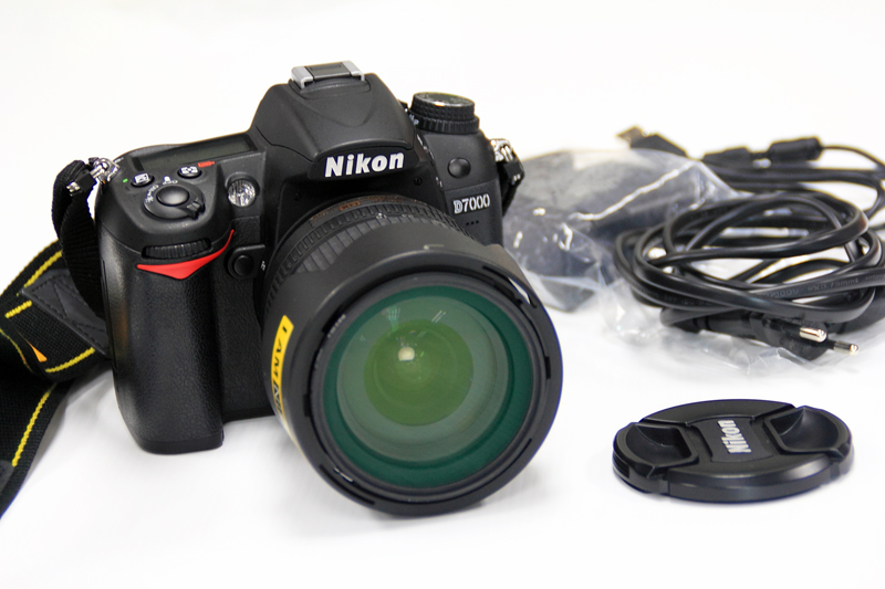 ขายกล้องNikon D7000+Lens 18-105 VR Kit อุปกรณ์ครบยกกล่อง shutter 